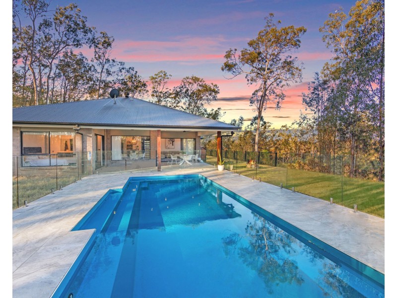 18-26 Dellcal Place, Tamborine QLD 4270