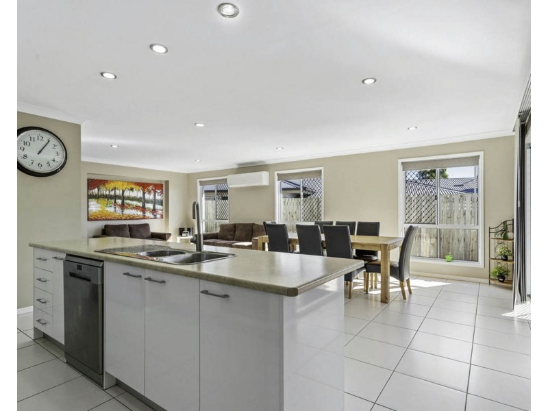 10 Conjola Lane, Waterford QLD 4133