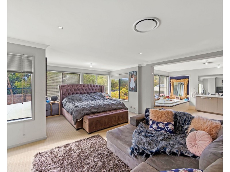 4 Picnic Creek Drive, Coomera QLD 4209