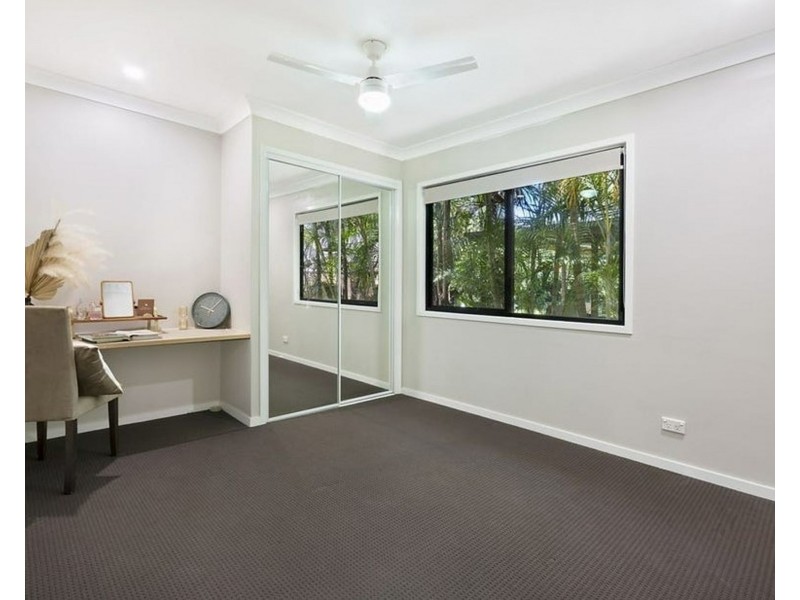 34 Eileen Avenue, Southport QLD 4215