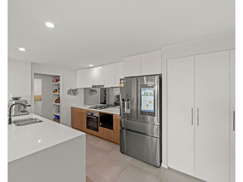 1406/1 Grant Avenue, Hope Island QLD 4212