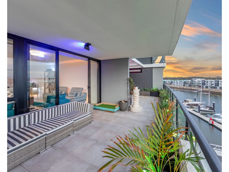 1406/1 Grant Avenue, Hope Island QLD 4212