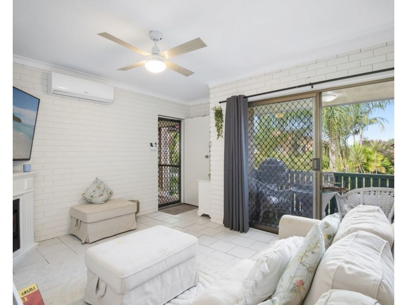 18/55 Duet Drive, Mermaid Waters QLD 4218