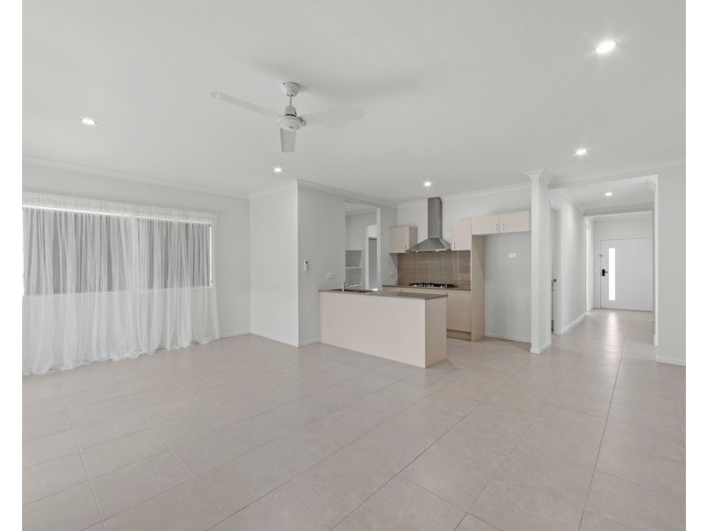 44 Hyde Drive, Yarrabilba QLD 4207