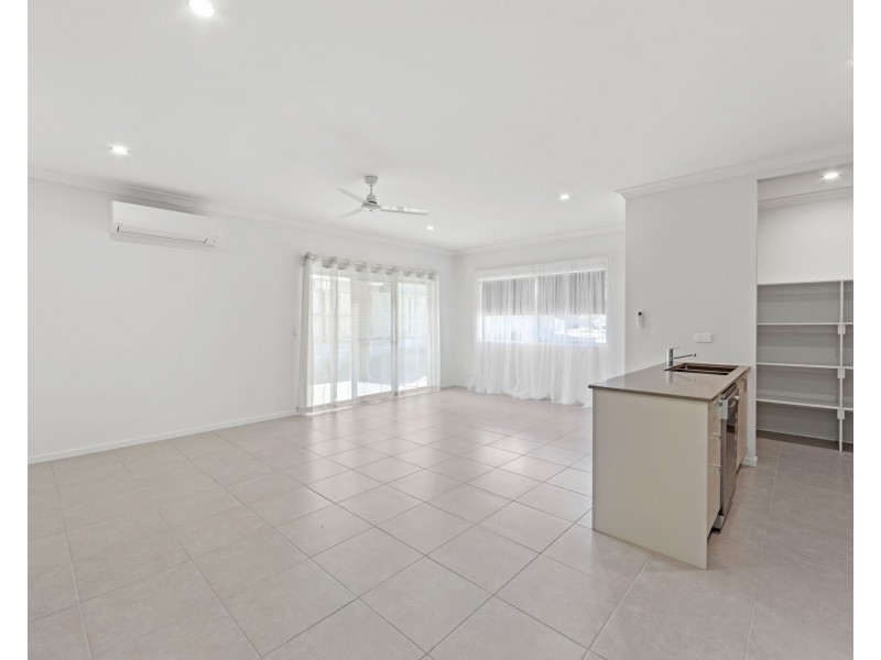 44 Hyde Drive, Yarrabilba QLD 4207