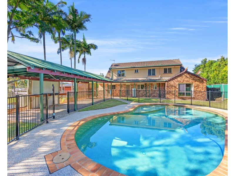 22 Prenzlau Crest, Windaroo QLD 4207