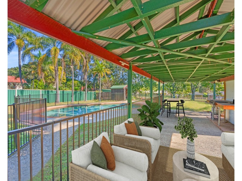 22 Prenzlau Crest, Windaroo QLD 4207