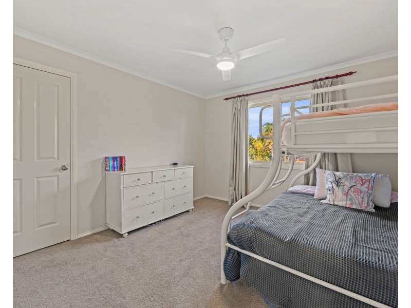 22 Prenzlau Crest, Windaroo QLD 4207
