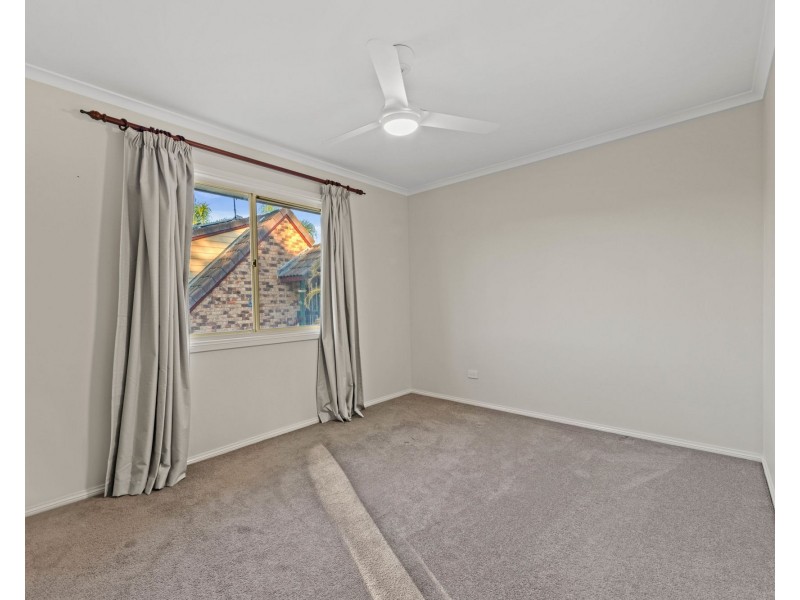 22 Prenzlau Crest, Windaroo QLD 4207