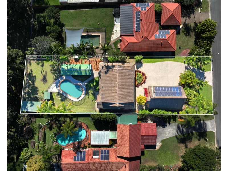 22 Prenzlau Crest, Windaroo QLD 4207