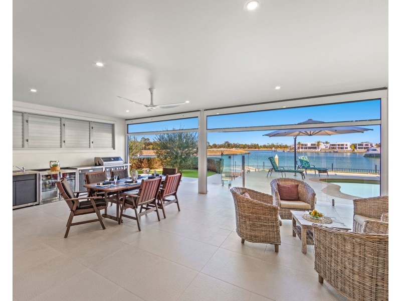 41 Marina Parade, Jacobs Well QLD 4208