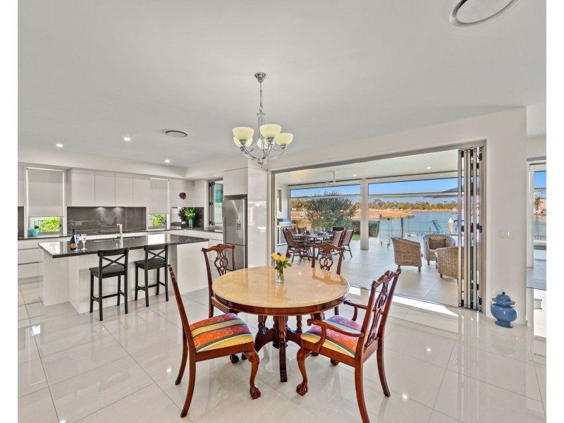 41 Marina Parade, Jacobs Well QLD 4208