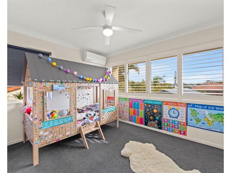 3 Tari Court, Runaway Bay QLD 4216