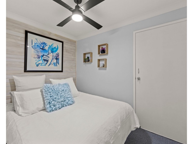 3 Tari Court, Runaway Bay QLD 4216