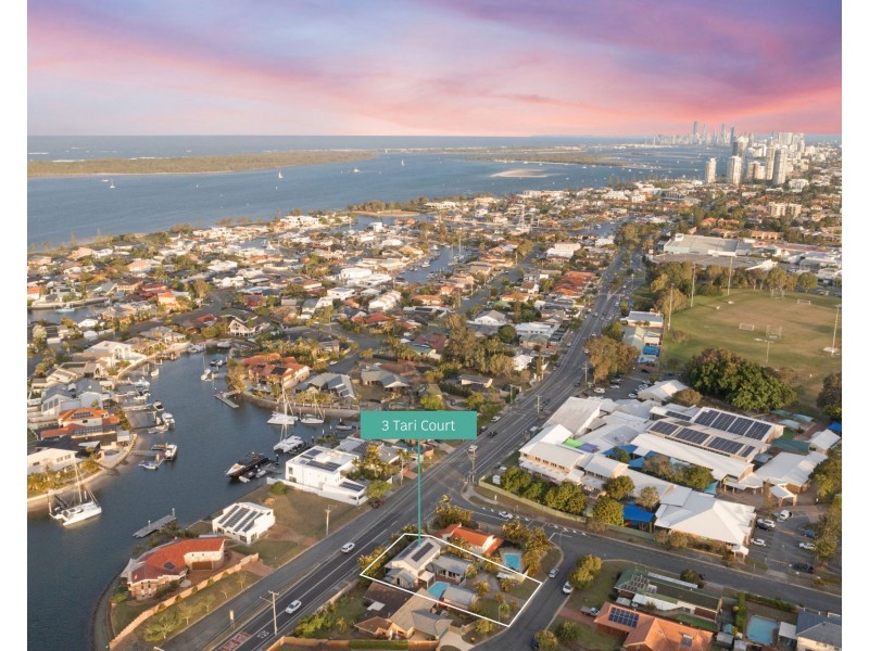 3 Tari Court, Runaway Bay QLD 4216