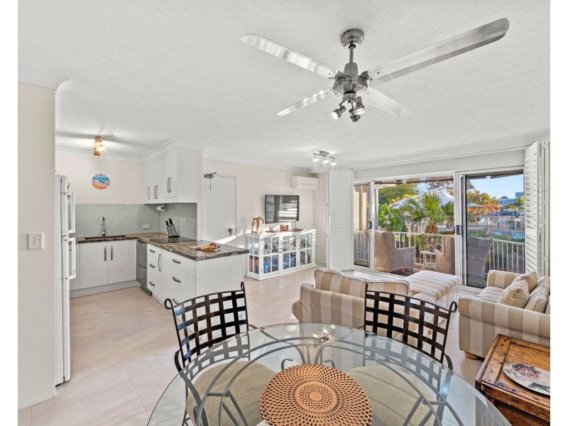 9/6 Back Street, Biggera Waters QLD 4216