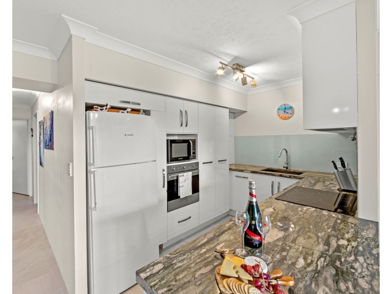 9/6 Back Street, Biggera Waters QLD 4216