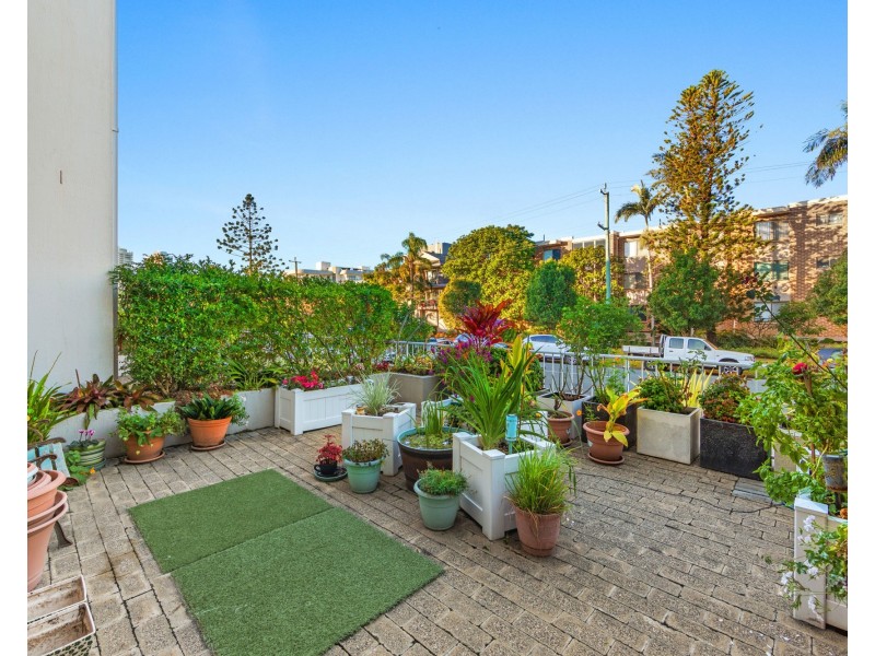 9/6 Back Street, Biggera Waters QLD 4216