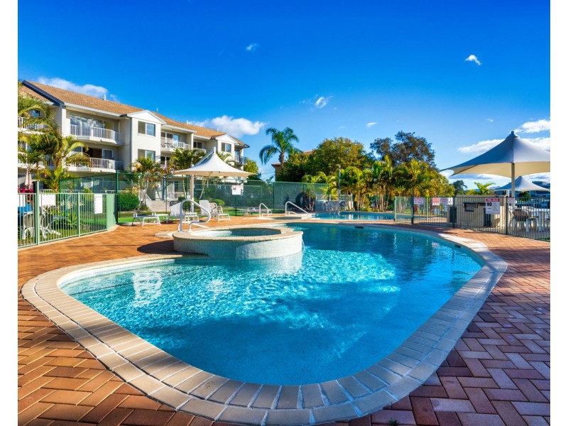 9/6 Back Street, Biggera Waters QLD 4216