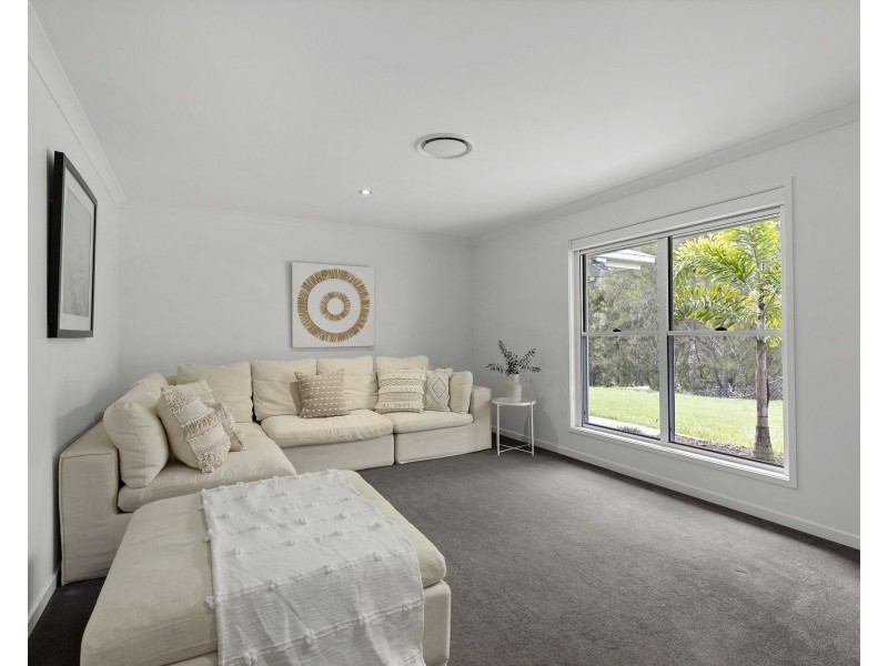 49 Stockman Street, Kingsholme QLD 4208
