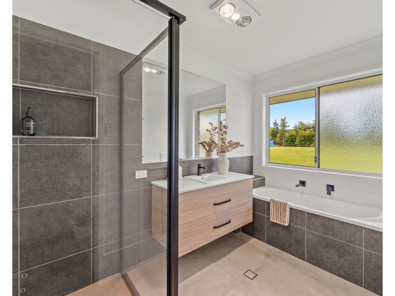 49 Stockman Street, Kingsholme QLD 4208