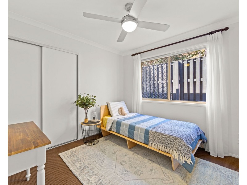 8 Bergamo Drive, Varsity Lakes QLD 4227