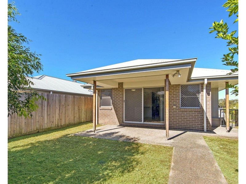 1 Hillsborough Place, Pimpama QLD 4209