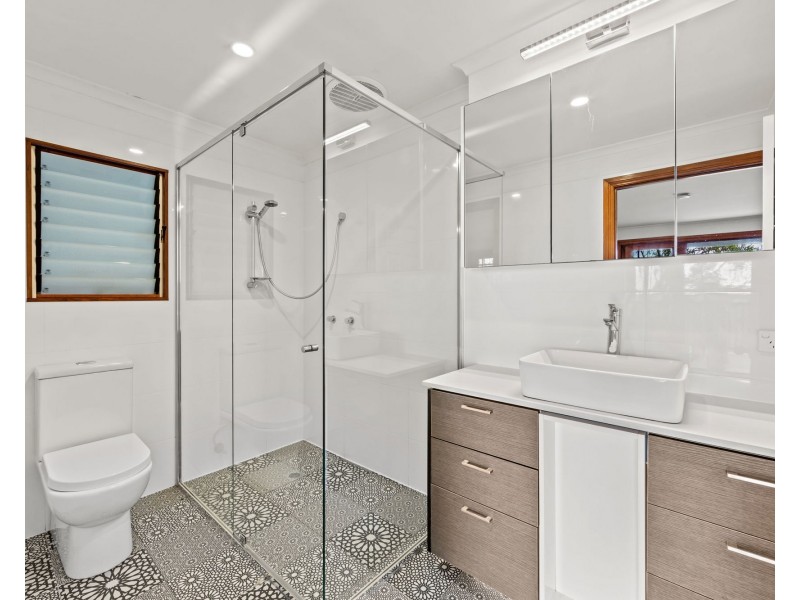 90 Fairview Drive, Willow Vale QLD 4209