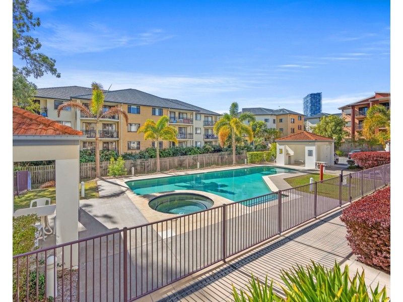 10/132 High Street, Southport QLD 4215