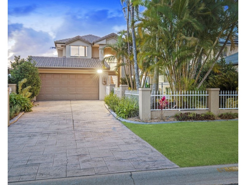 7 Notre Dame Court, Varsity Lakes QLD 4227