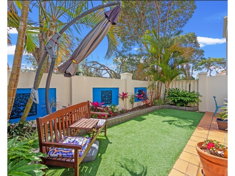 52/60-76 Caseys Road, Hope Island QLD 4212