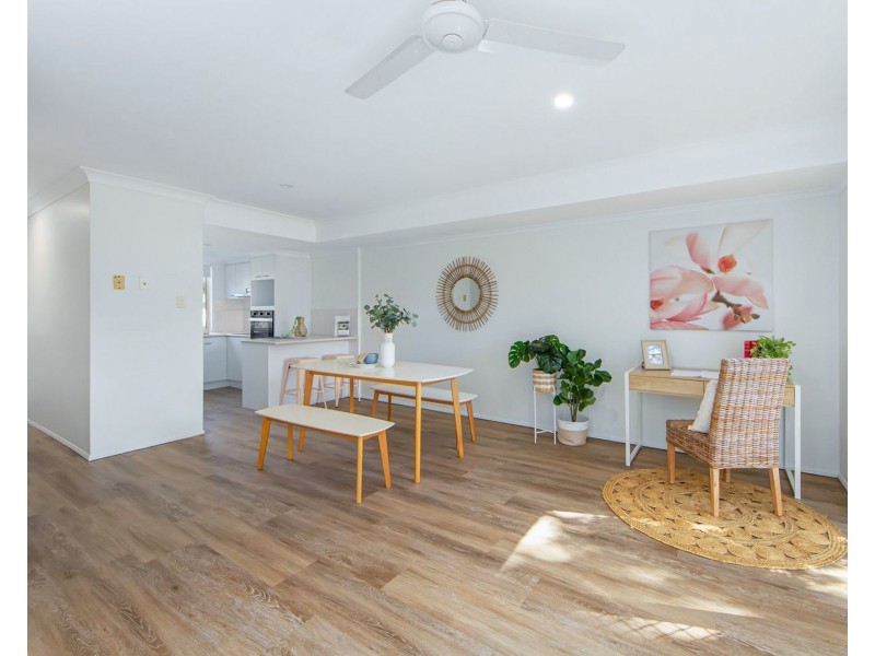 2/503 Pine Ridge Road, Biggera Waters QLD 4216