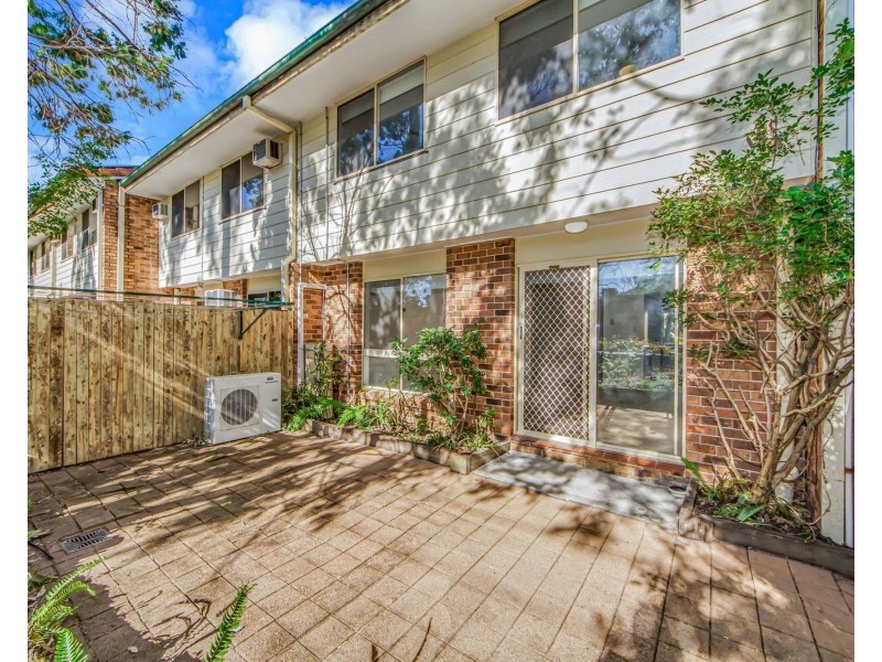 2/503 Pine Ridge Road, Biggera Waters QLD 4216