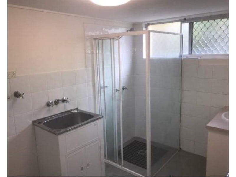 1/13 Surf Parade, Broadbeach QLD 4218