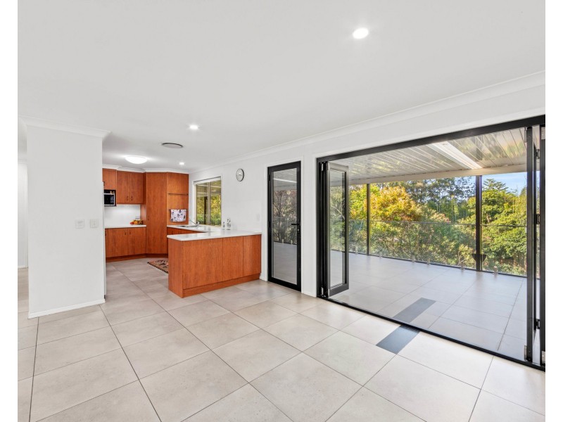 1-3 Borneo Court, Tamborine Mountain QLD 4272
