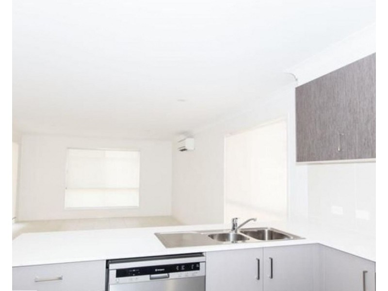 29 Stinson Circuit, Coomera QLD 4209