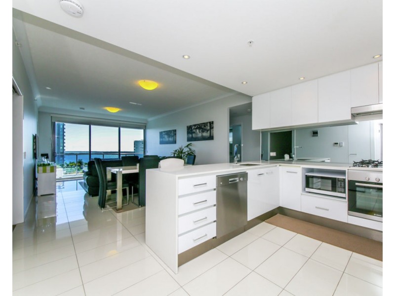 720/19 Imperial Parade, Labrador QLD 4215