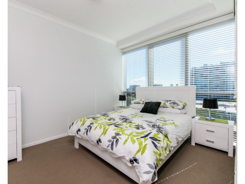 720/19 Imperial Parade, Labrador QLD 4215