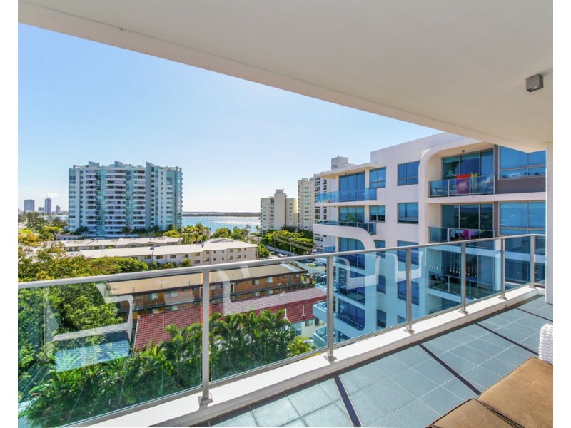 720/19 Imperial Parade, Labrador QLD 4215