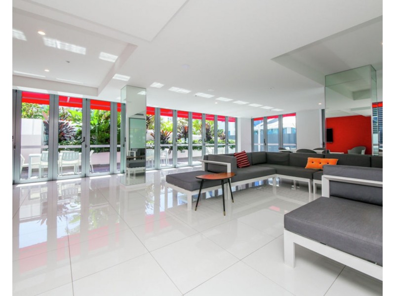 720/19 Imperial Parade, Labrador QLD 4215