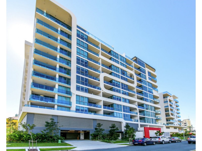 720/19 Imperial Parade, Labrador QLD 4215