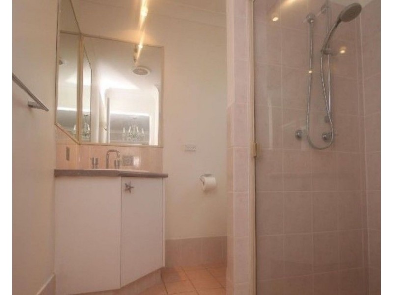 2/4 Woollahra Court, Varsity Lakes QLD 4227