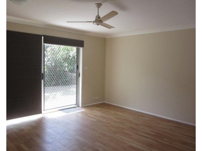 1/21 Jubilee Ave, Broadbeach QLD 4218