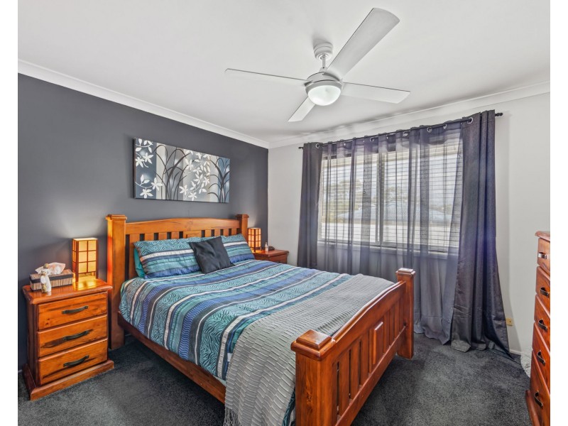 15 Eileen Avenue, Southport QLD 4215