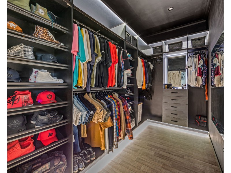 15 Eileen Avenue, Southport QLD 4215