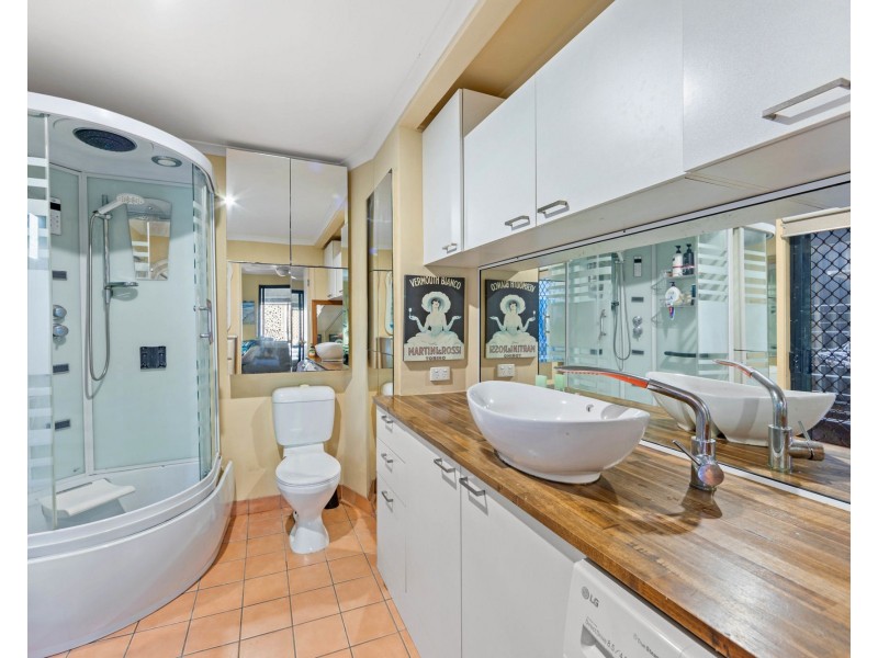 36 Dellwood Circuit, Molendinar QLD 4214