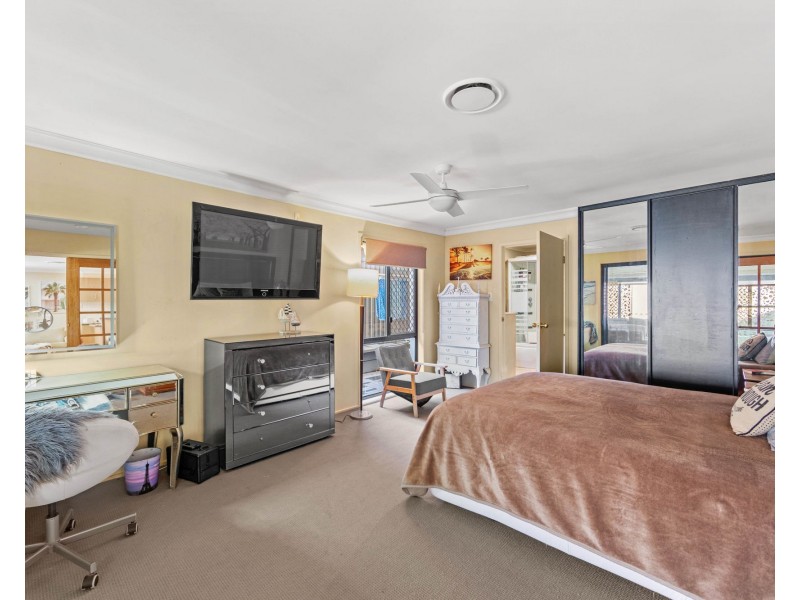 36 Dellwood Circuit, Molendinar QLD 4214