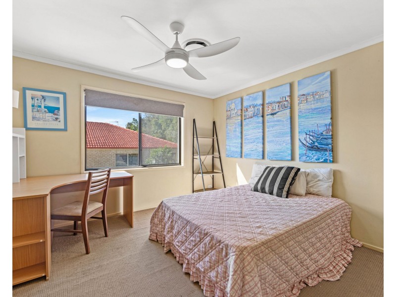 36 Dellwood Circuit, Molendinar QLD 4214