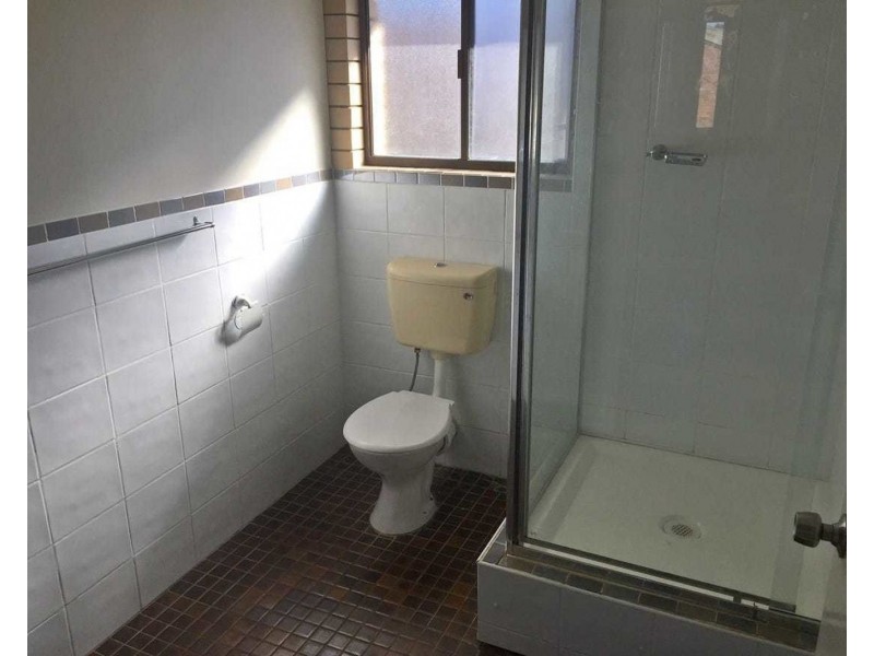 2/1 Manila Street, Beenleigh QLD 4207