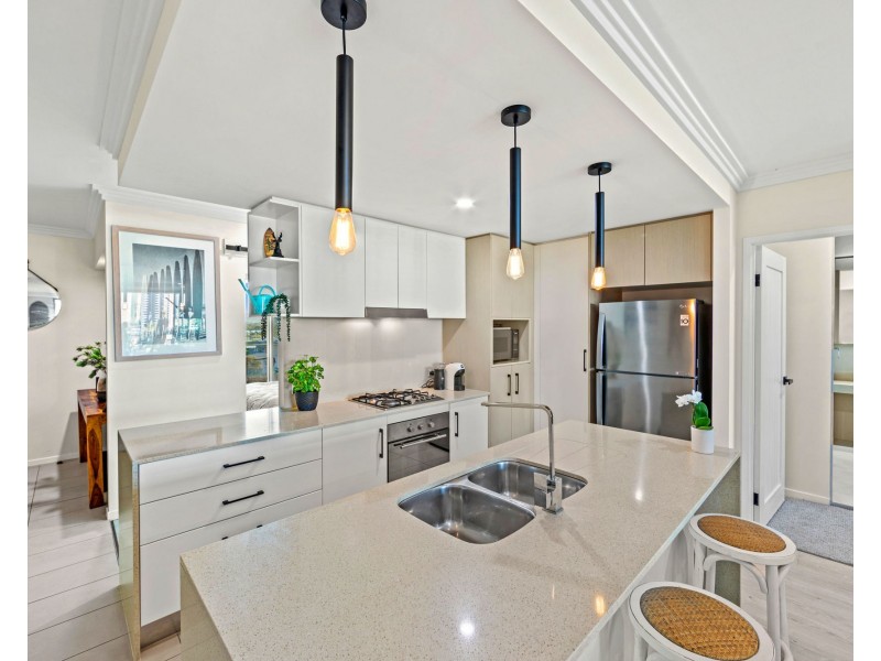 46/53 Darrambal Street, Surfers Paradise QLD 4217